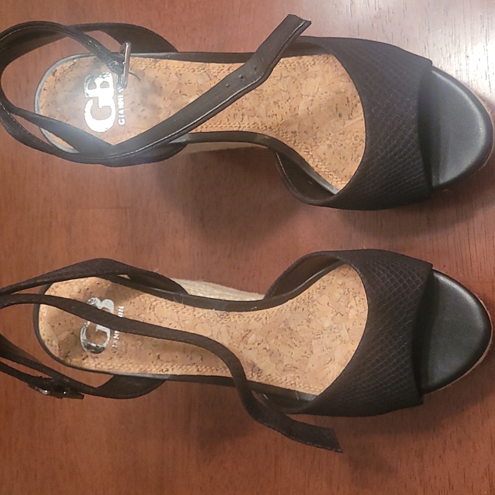 Espadrille - image 1